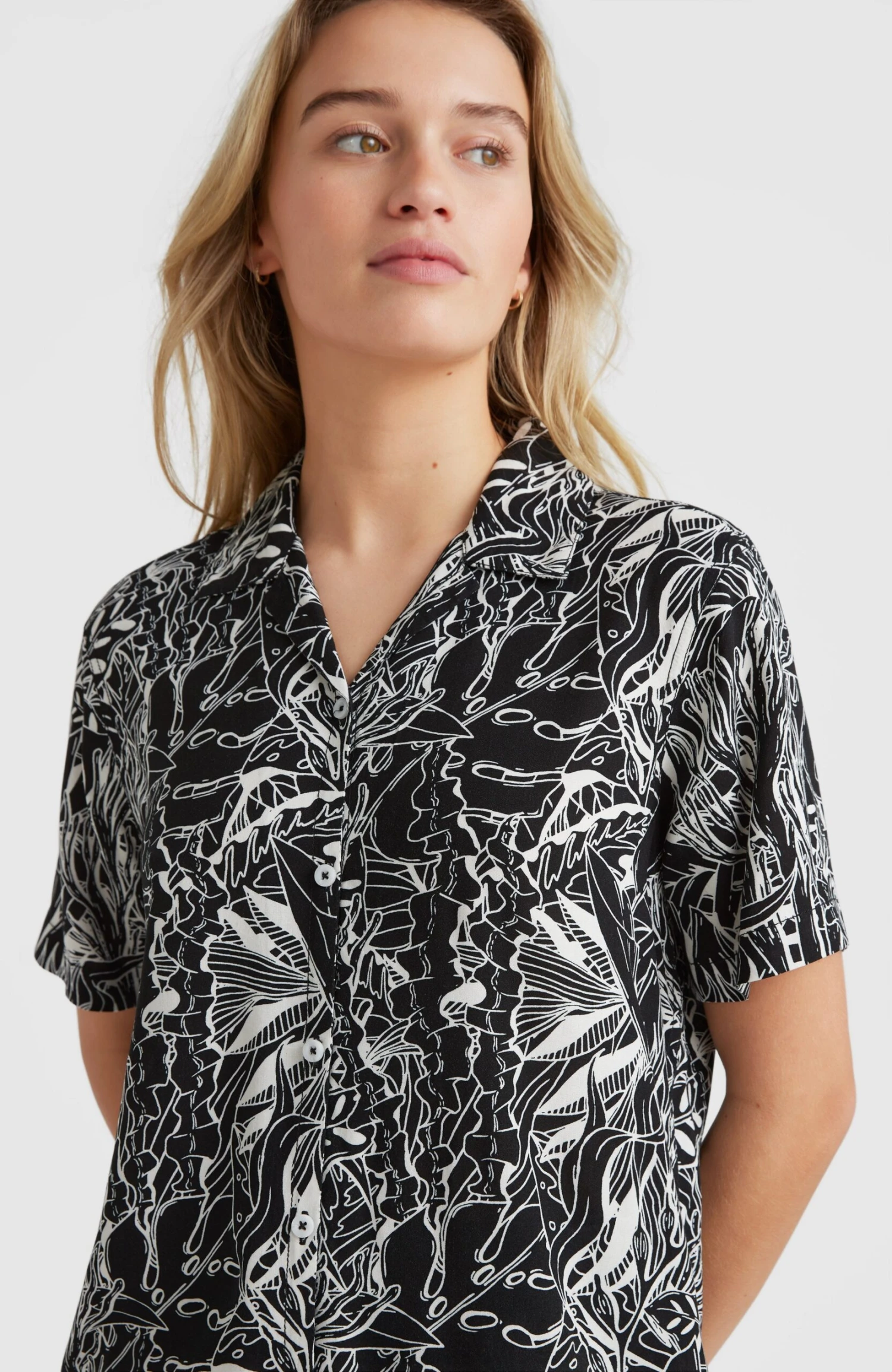 ONeill Ocean Mission Shirt | White . Black Comic Seaweed 4 ONeill Ocean Mission Shirt | White . Black Comic Seaweed - Image 2