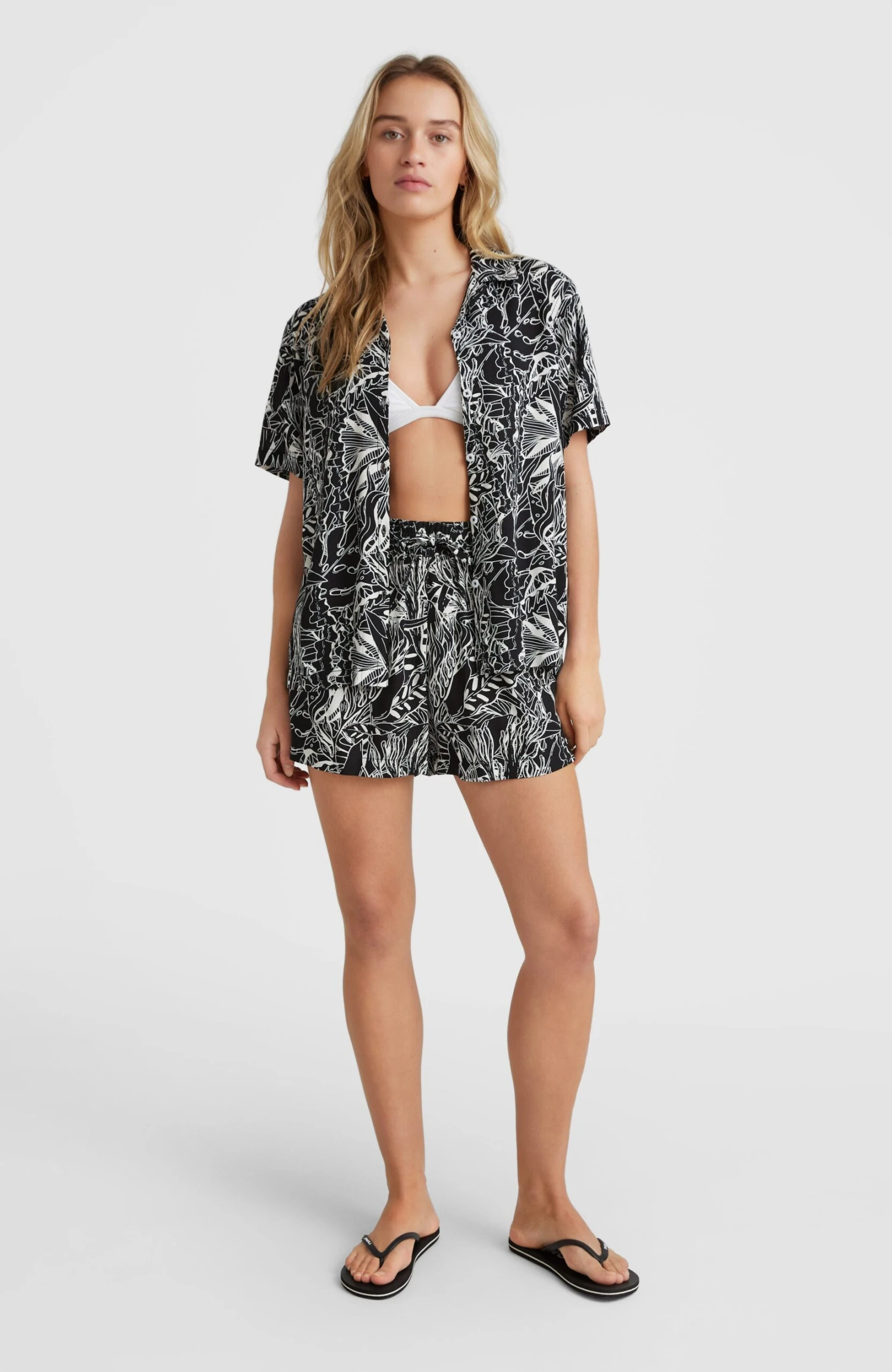 ONeill Ocean Mission Shirt | White . Black Comic Seaweed 6 ONeill Ocean Mission Shirt | White . Black Comic Seaweed - Image 4