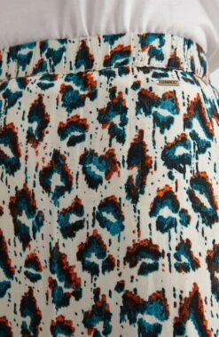 ONeill Indian Summer Maxi Skirt | Abstract Animal -ONeill Fashion Shop 1300038 31016 03 MODEL