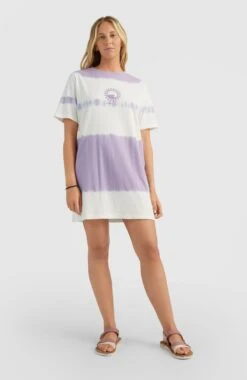 ONeill Women Of The Wave T-Shirt Dress | Purple Tie Dye 11 ONeill Women Of The Wave T-Shirt Dress | Purple Tie Dye -ONeill Fashion Shop 1300042 34519 04 MODEL