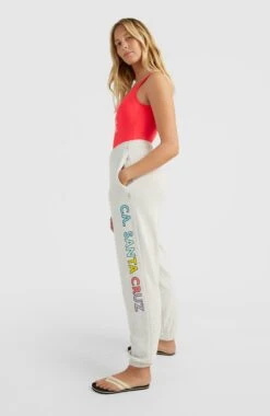 ONeill Connective High-Waist Sweatpants | White Melange -ONeill Fashion Shop 1550057 11012 03 MODEL