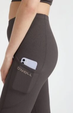 ONeill O'Neill TRVLR Series Ribbed Leggings | Raven -ONeill Fashion Shop 1550084 18021 04 MODEL