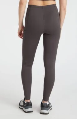 ONeill O'Neill TRVLR Series Ribbed Leggings | Raven -ONeill Fashion Shop 1550084 18021 05 MODEL