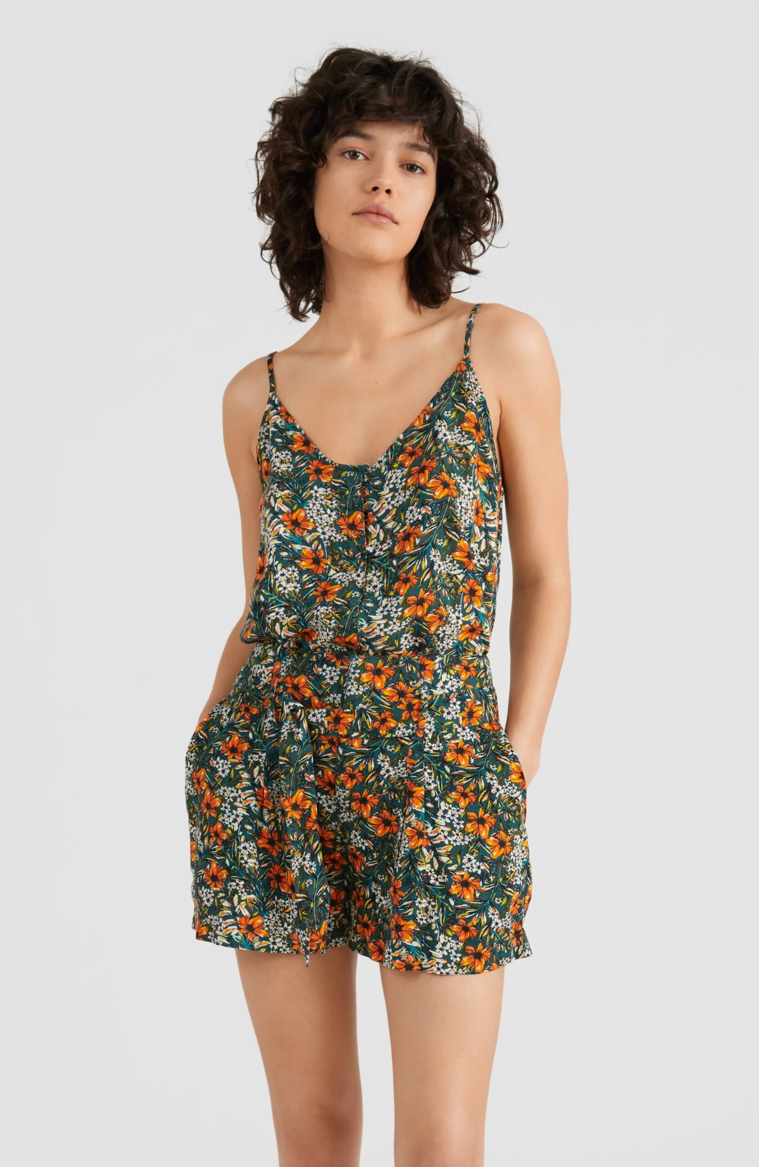 ONeill Indian Summer High-Waist Shorts | Flower Wall 3 ONeill Indian Summer High-Waist Shorts | Flower Wall