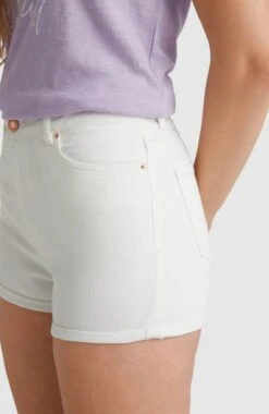ONeill Essential Stretch Mid-Waist Shorts | Snow White -ONeill Fashion Shop 1700034 11010 02 MODEL