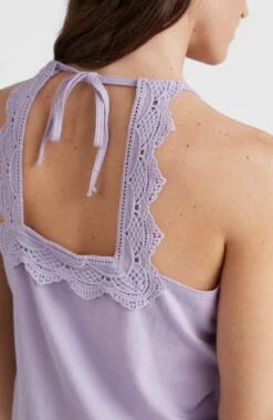 ONeill Ava Lace Tanktop | Purple Rose 10 ONeill Ava Lace Tanktop | Purple Rose -ONeill Fashion Shop 1850091 14513 03 MODEL