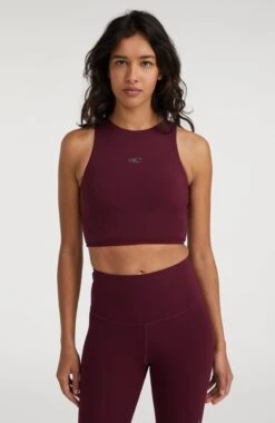 ONeill Training Cropped Top | Windsor Wine