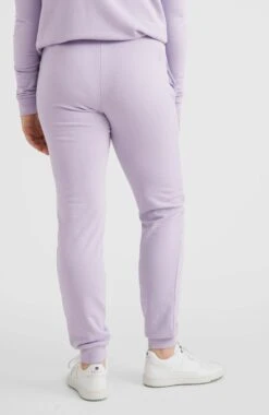 ONeill Circle Surfer Sweatpants | Purple Rose -ONeill Fashion Shop N1550001 14513 04 MODEL